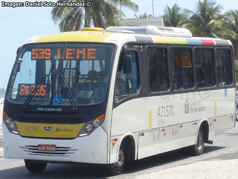 Neobus Thunder + / Mercedes Benz LO-916 BlueTec5 / Línea N° 539 Leme - Rocinha (Río de Janeiro - Brasil)