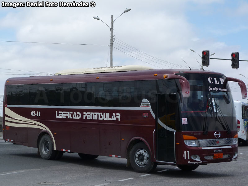 Carrocerías Patricio / Hino AK500-1726 / Coop. Libertad Peninsular Línea Santa Elena - Guayaquil (Ecuador)