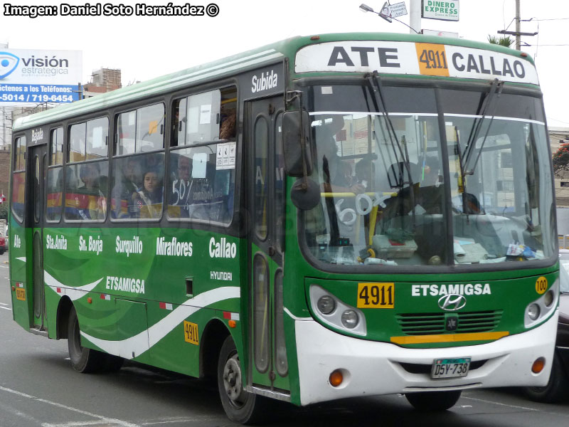 Carrocerías Lequi / Hyundai County II / Transportes ETSAMIGSA (Lima - Perú)