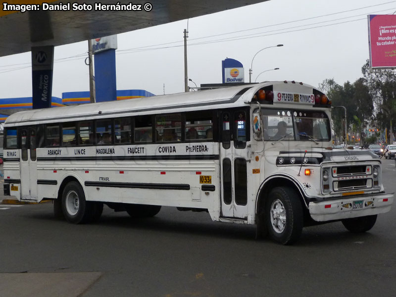 Blue Bird / Chevrolet / ETROASRL Línea N° 9 Puente Piedra - Rímac (Lima - Perú)