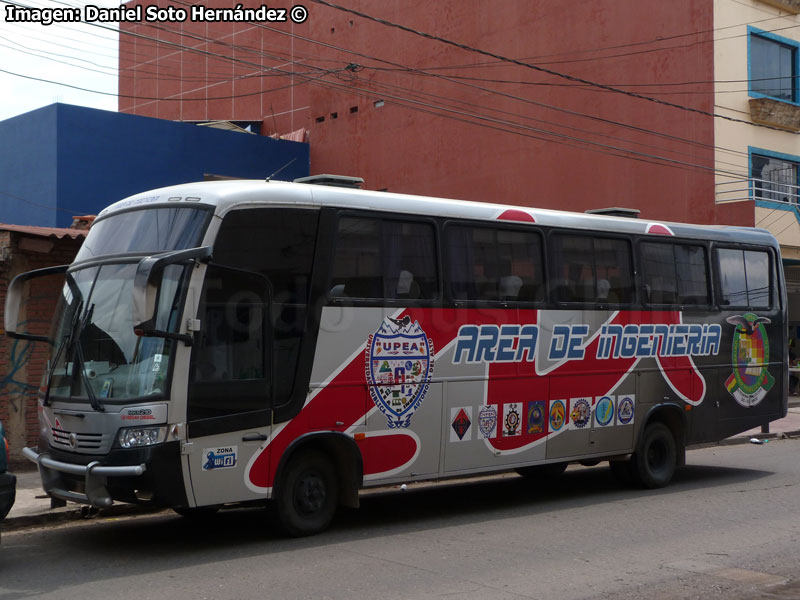 Carrocerías Mopar / Nissan Diesel MKB-210 / Universidad Pública de El Alto (Bolivia)