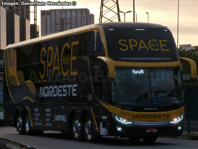 Comil Campione Invictus DD / Volvo B-450R 8x2 Euro5 / Expresso Nordeste (Paraná - Brasil)