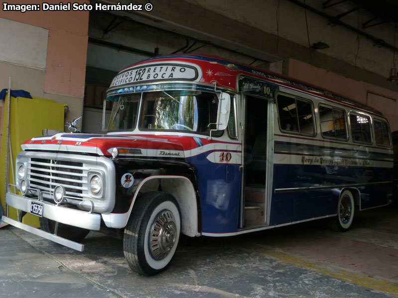 Carrocerías El Detalle / Ford F-600 / Línea N° 152 Olivos - La Boca (Buenos Aires - Argentina)