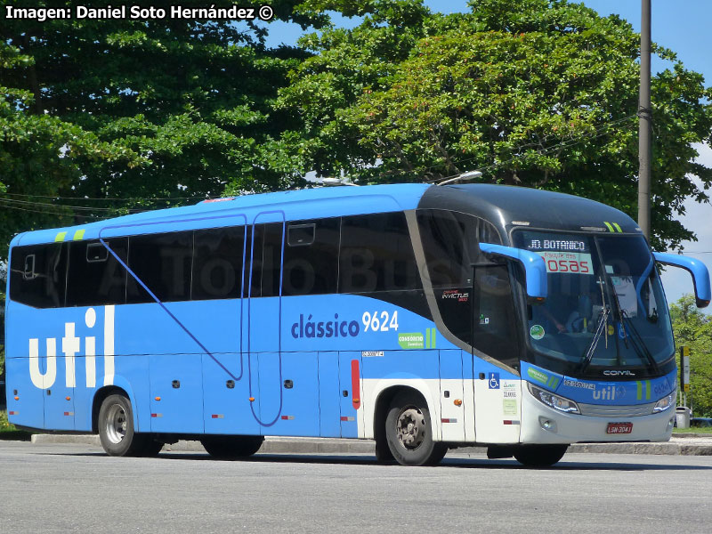 Comil Campione Invictus 1200 / Mercedes Benz O-500R-1830 BlueTec5 / UTIL - União Transporte Interestadual de Luxo (Minas Gerais - Brasil)