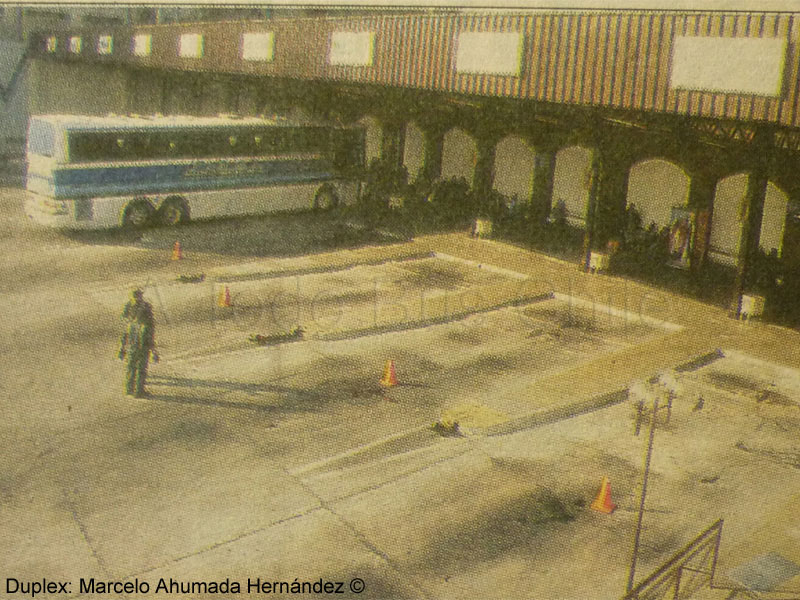 Recorte de prensa "Revista del Transporte" | Terrapuerto Los Héroes | Nielson Diplomata 380 / Scania K-112TL / LIBAC - Línea de Buses Atacama Coquimbo