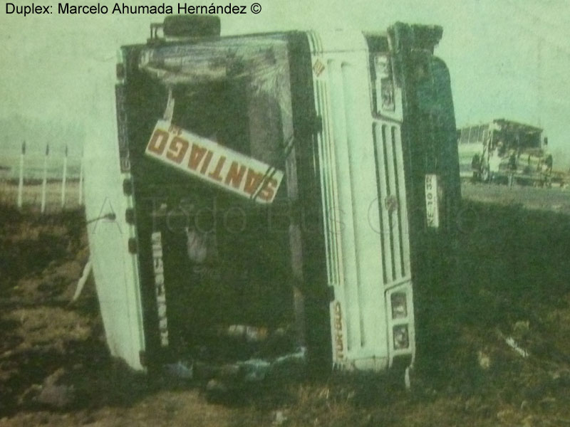 Recorte de prensa "Diario El Mercurio" | Busscar El Buss 320 / Mercedes Benz OF-1318 / Tur Bus