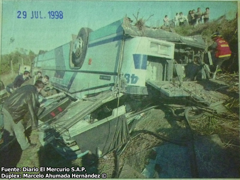 Accidente Unidad Nº 48 Cóndor Bus (Peñuelas, Julio 1998) | Ciferal Podium 330 / Scania K-113CL