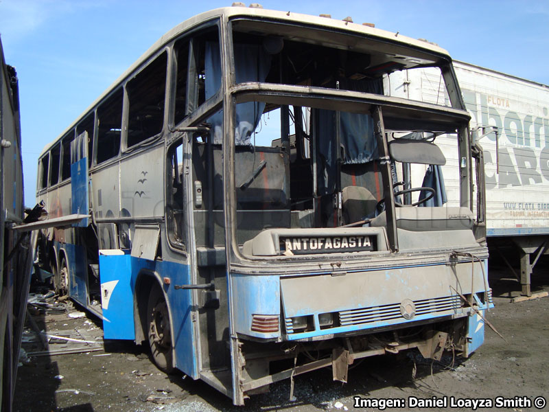 Marcopolo Paradiso GIV 1400 / Mercedes Benz O-371RSD / Flota Barrios