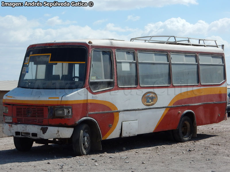 Metalpar Pucará 1 / Mercedes Benz LO-809 / Transportes Ayquina S.A. (Calama)