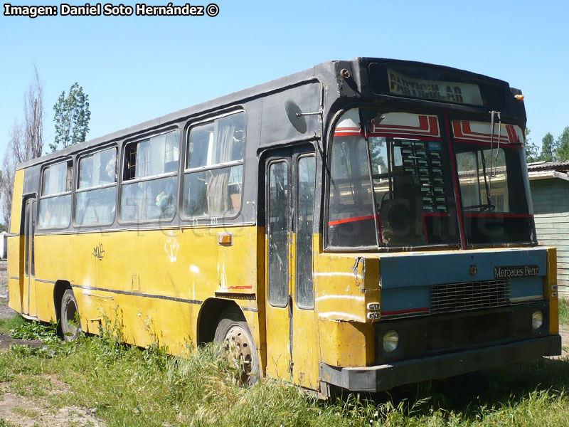 Marcopolo San Remo / Mercedes Benz LPO-1113 / Ex Línea 605 Parque Arauco - Los Navíos