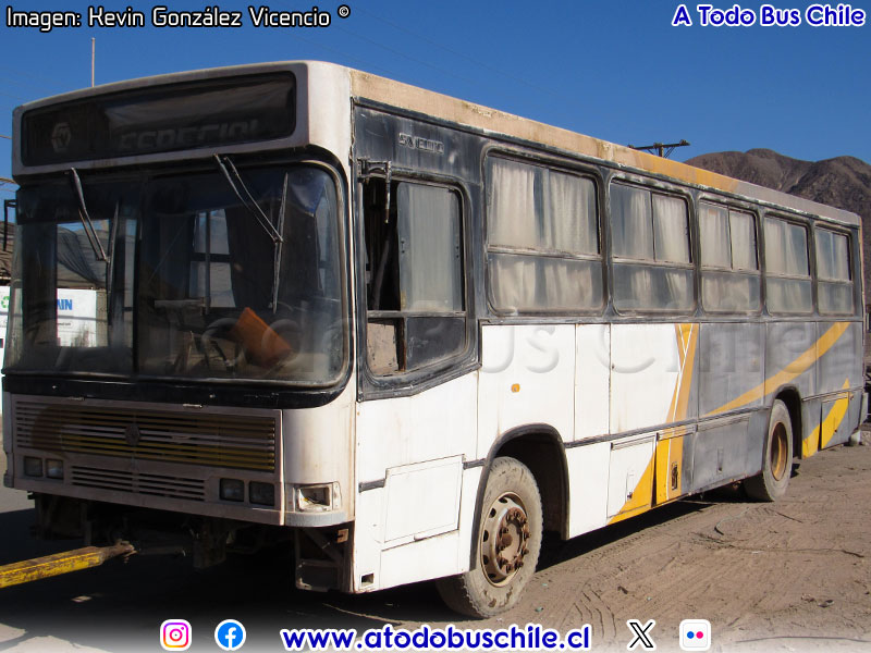 Comil Svelto / Mercedes Benz OF-1318 / Transportes Vecchiola S.A.