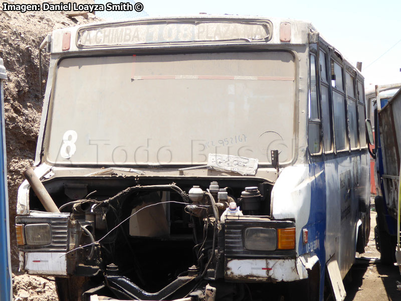 Cuatro Ases PH-50 / Mercedes Benz LO-812 / Línea N° 108 Trans Antofagasta