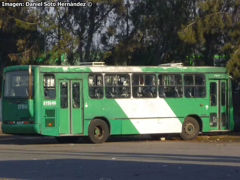 Marcopolo Torino GV / Mercedes Benz OH-1420 / Ex unidad Zona I TranSantiago