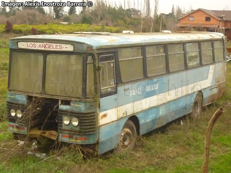 Metalpar / Mercedes Benz LPO-1113 / Buses Contreras