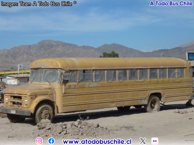 Superior Coach / Chevrolet C-60 / Agrícola Miraflores