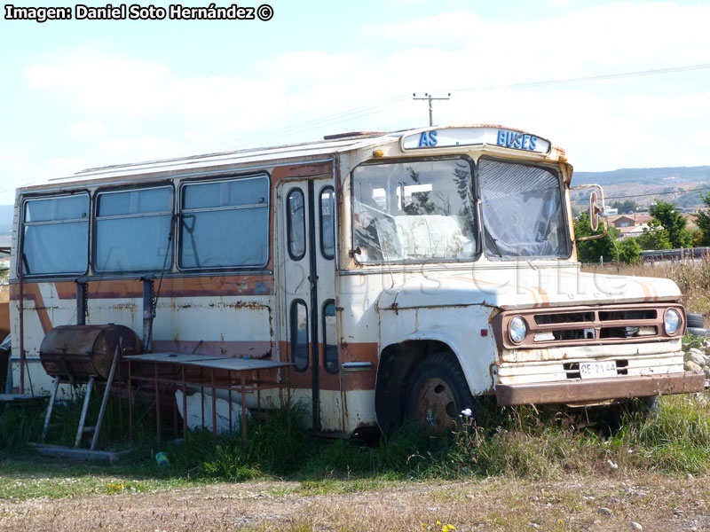 Carromet / Dodge D-500 / Vía Láctea S.A. (Punta Arenas)