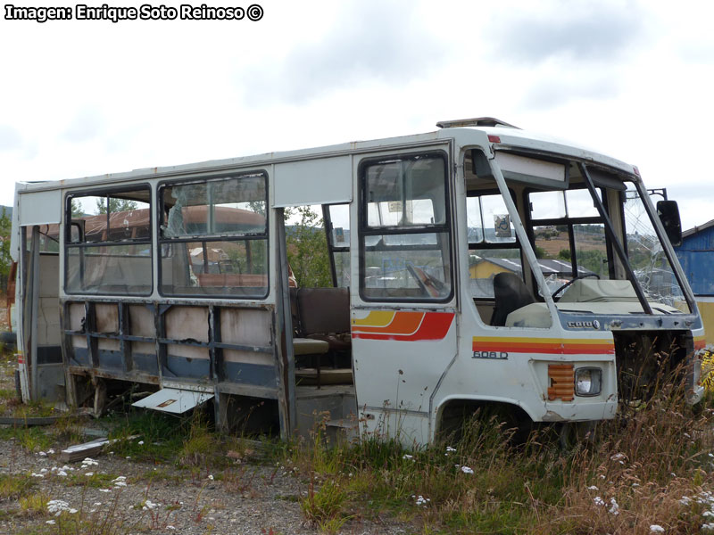 Caio Carolina III / Mercedes Benz LO-608D / Ex Unidad Servicio Urbano Punta Arenas