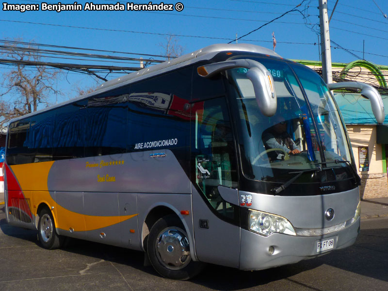 Yutong ZK6858H9 / O'Higgins Internacional