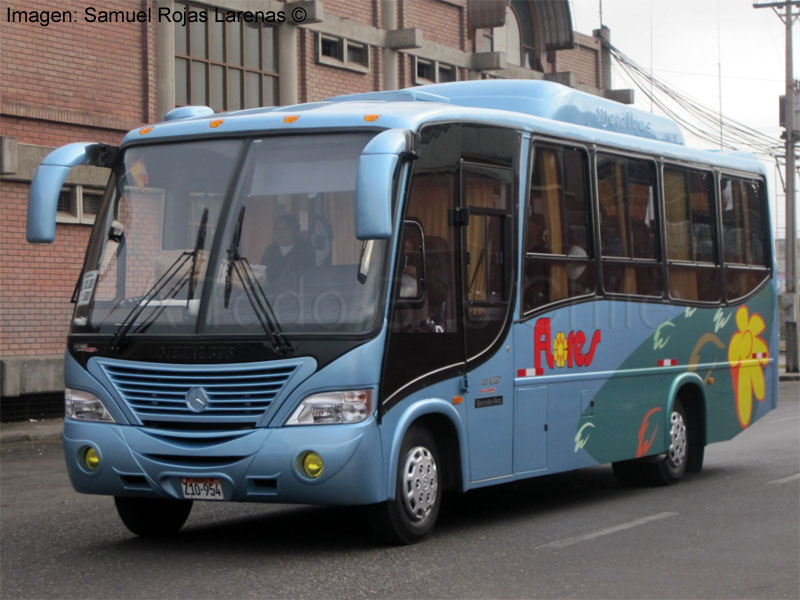 Metalbus / Mercedes Benz LO-915 / Flores Hnos. (Perú)
