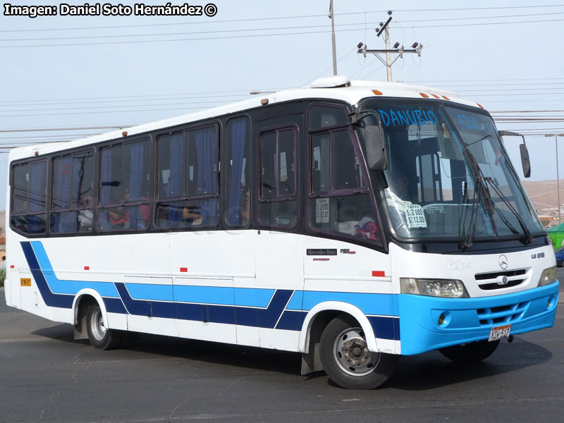 Carrocerías Rojas / Mercedes Benz LO-915 / Danubio Azul (Perú)