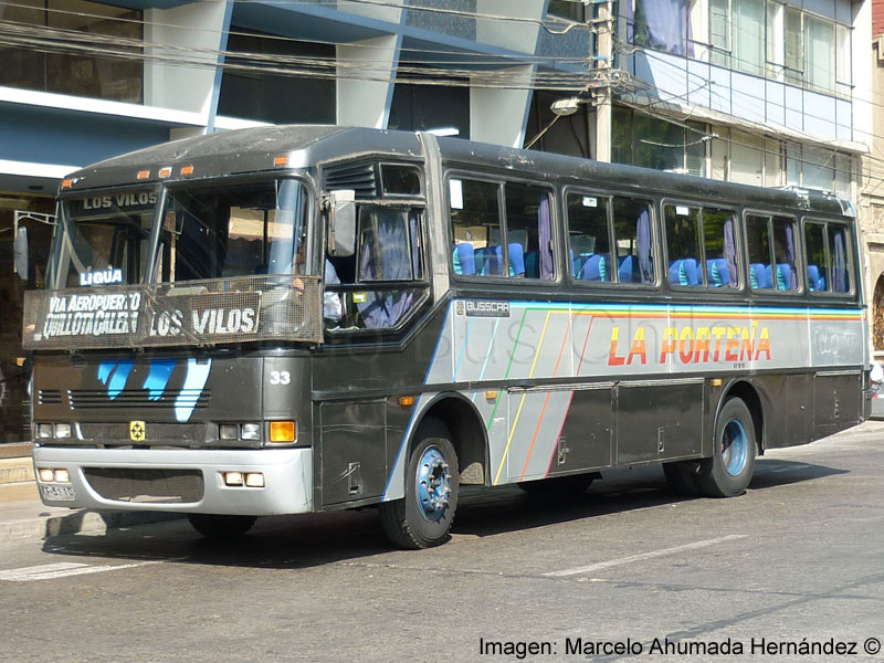 Busscar El Buss 320 / Mercedes Benz OF-1318 / La Porteña