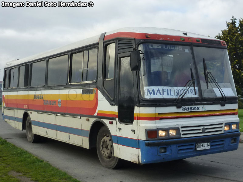 Busscar El Buss 320 / Mercedes Benz OF-1318 / Buses Riñisur