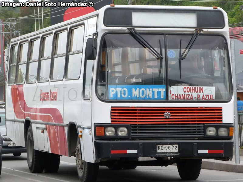 Marcopolo Torino / Mercedes Benz OF-1318 / Expresos Austral