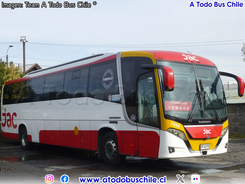 Busscar Vissta Buss 340 / Mercedes Benz O-500RS-1936 BlueTec5 / Buses JAC