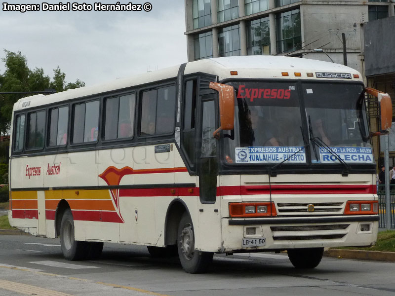 Busscar El Buss 340 / Mercedes Benz OF-1318 / Expresos Austral