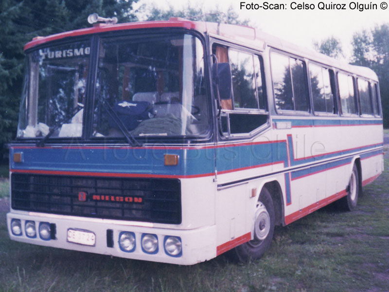 Nielson Diplomata 310 / Mercedes Benz OF-1318 / Buses Madrid