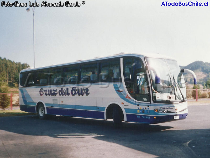 Marcopolo Viaggio G6 1050 / Mercedes Benz O-400RSE / Cruz del Sur