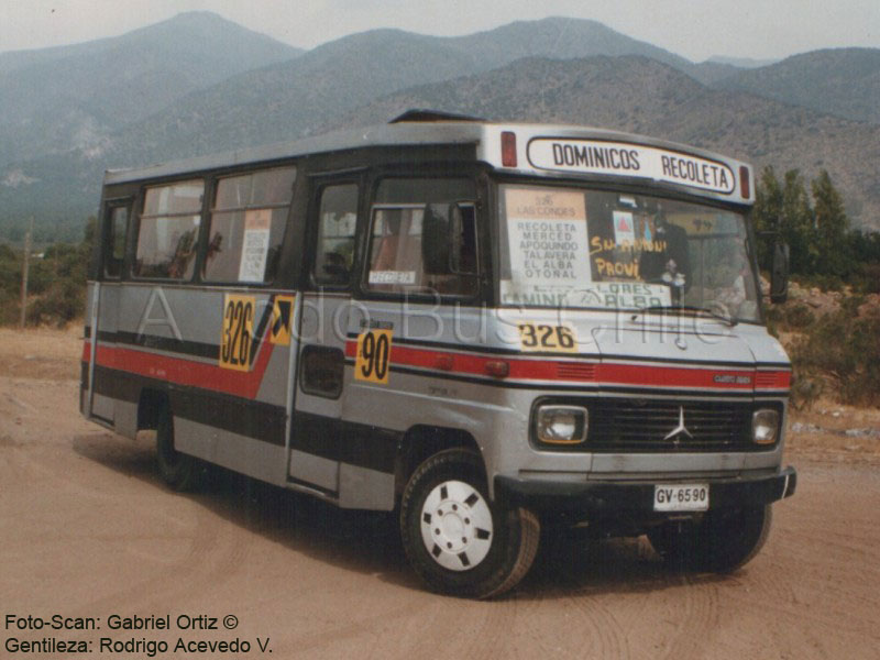 Cuatro Ases PH-7 / Mercedes Benz LO-708E / Línea 326 Los Dominicos - Recoleta (Licitación Santiago 1992)