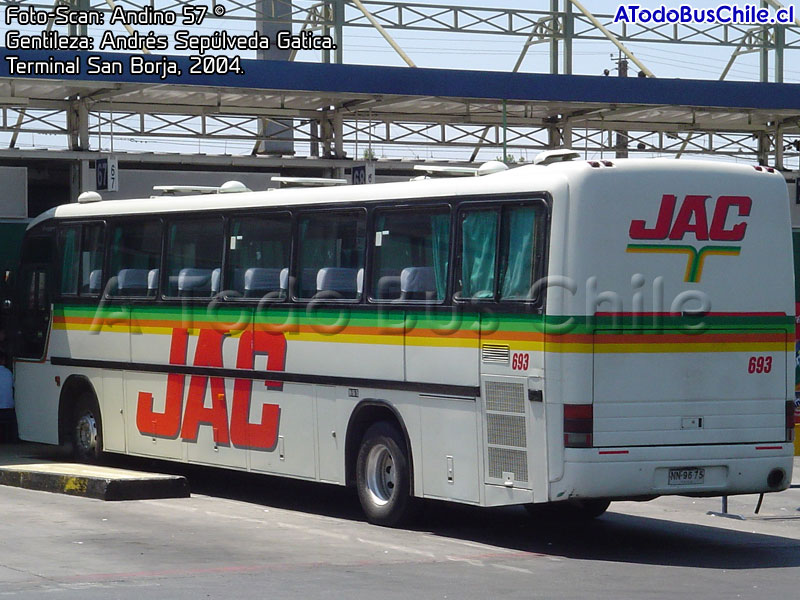 Marcopolo Viaggio GV 1000 / Mercedes Benz O-400RSE / Buses JAC
