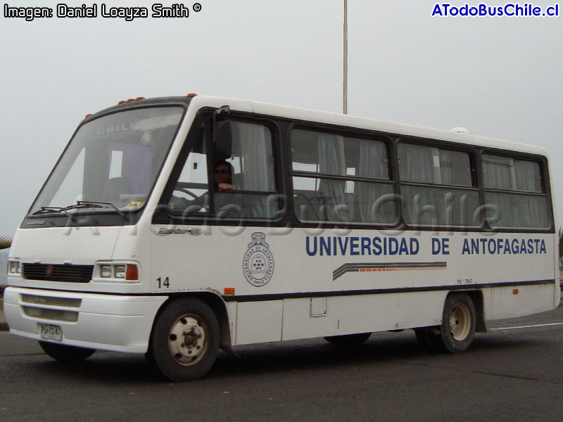 Marcopolo Senior GV / Mercedes Benz LO-814 / Universidad de Antofagasta