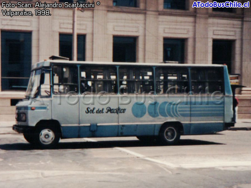 Caio Carolina I / Mercedes Benz LO-608D / Sol del Pacífico