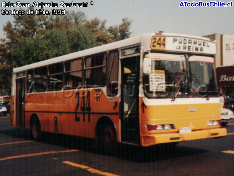 Bus Tango 2001 / Mercedes Benz OHL-1320 / Línea N° 244 Pudahuel - La Reina (Villa Naciones Unidas N° 22 S.A.)