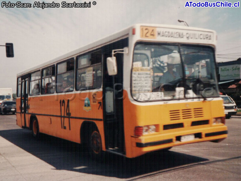 Cuatro Ases Metrópolis / Mercedes Benz OF-1318 / Línea N° 124 Quilicura - Magdalena (Transportes PEMAQUIL S.A.)