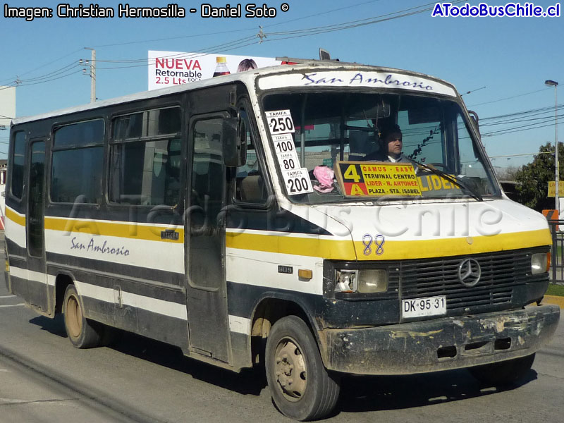 Inrecar / Mercedes Benz LO-809 / Línea San Ambrosio Variante N° 4 (Linares)