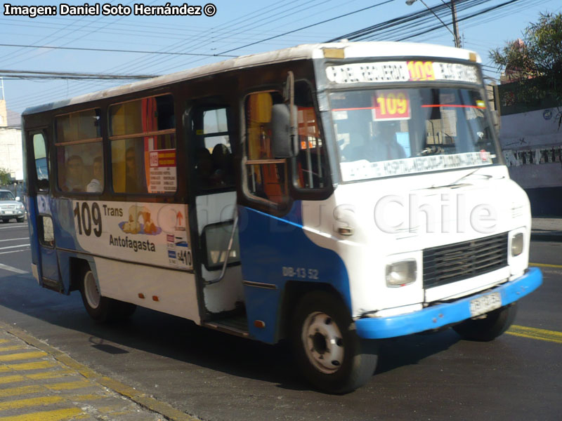 Metalpar Llaima / Mercedes Benz LO-708E / Línea Nº 109 Trans Antofagasta