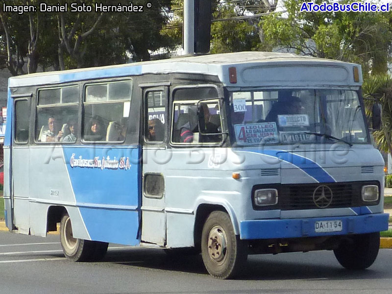 Cuatro Ases PH-7 / Mercedes Benz LO-708E / Línea N° 4 Taxibuses San Antonio