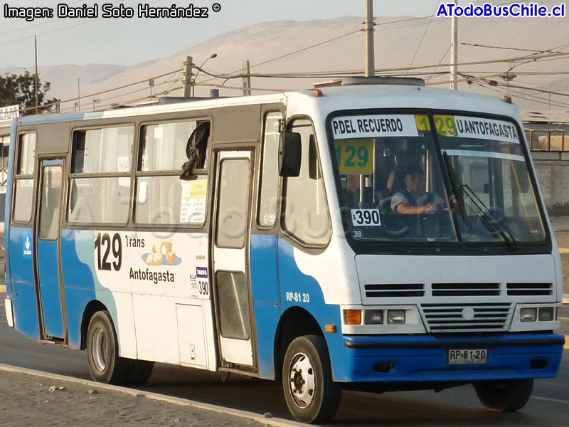 Caio Carolina V / Mercedes Benz LO-814 / Línea N° 129 Trans Antofagasta