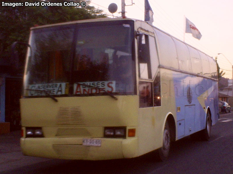 Neoplan Jetliner / Mercedes Benz OF-1318 / Buses Andes