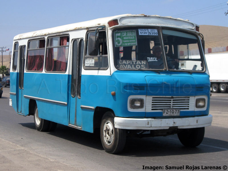 Caricar / Mercedes Benz LO-708E / ETRAPAS S.A. (Recorrido N° 5) Arica