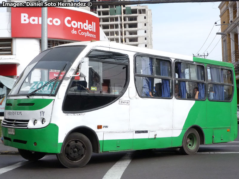 Induscar Caio Piccolo / Mercedes Benz LO-712 / Línea N° 9 Iquique