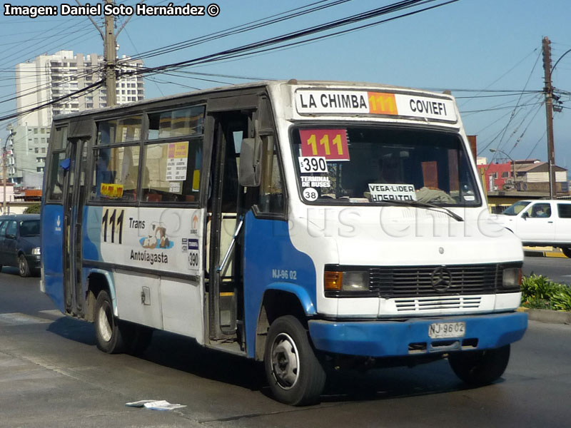 Sport Wagon City / Mercedes Benz LO-812 / Línea Nº 111 Trans Antofagasta