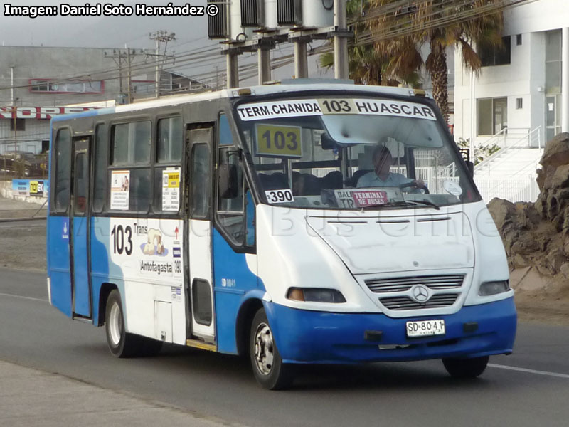 Maxibus Micro / Mercedes Benz LO-814 / Línea Nº 103 Trans Antofagasta