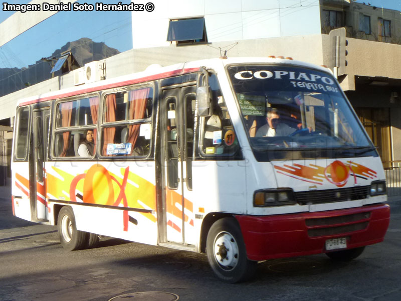 Marcopolo Senior GV / Mercedes Benz LO-814 / Línea Sol de Atacama Variante N° 8 (Copiapó)