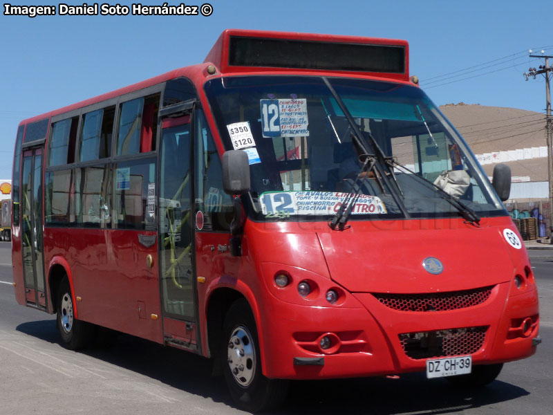 Metalpar Rayén (Youyi Bus ZGT6805DG) / Taxibuses 7 y 8 (Recorrido N° 12) Arica