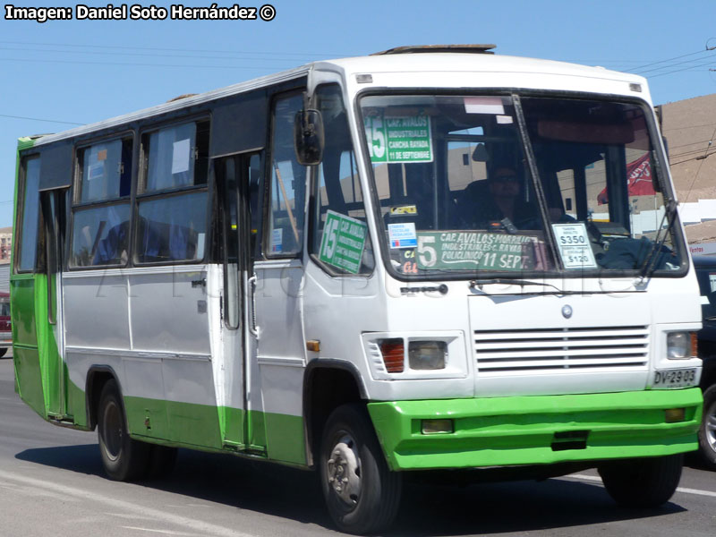 Caio Carolina IV / Mercedes Benz LO-812 / ETRAPAS S.A. (Recorrido N° 15) Arica