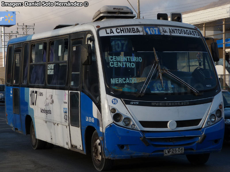 Neobus Thunder + / Mercedes Benz LO-915 / Línea N° 107 Trans Antofagasta